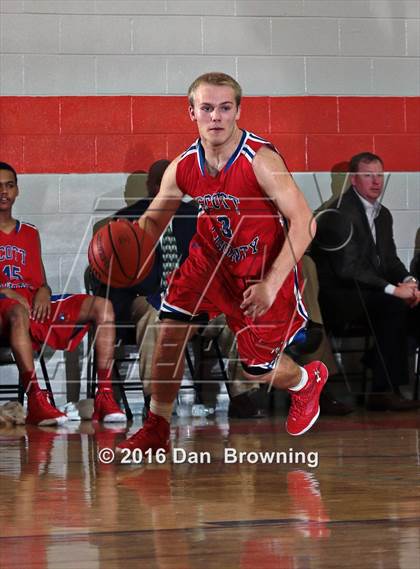 Thumbnail 1 in Seymour vs  Scott County  (King of the Smokies) photogallery.