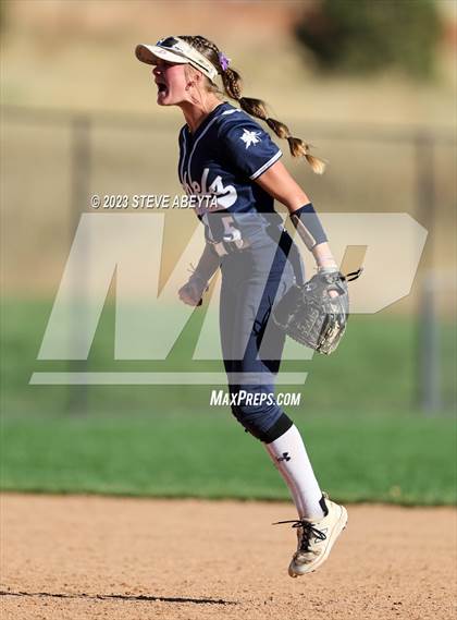 Thumbnail 2 in Columbine vs. Fruita Monument (CHSAA 5A First Round) photogallery.