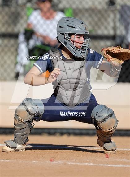 Thumbnail 2 in Columbine vs. Fruita Monument (CHSAA 5A First Round) photogallery.