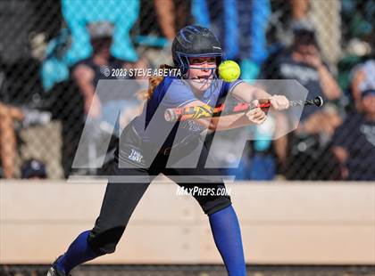 Thumbnail 1 in Columbine vs. Fruita Monument (CHSAA 5A First Round) photogallery.