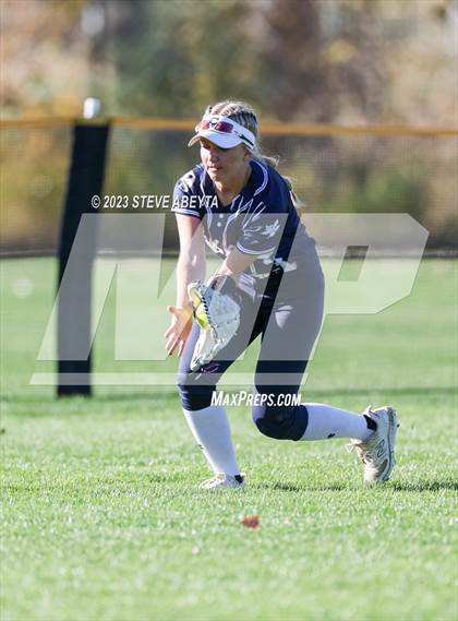 Thumbnail 2 in Columbine vs. Fruita Monument (CHSAA 5A First Round) photogallery.