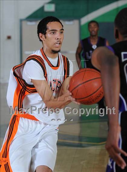 Thumbnail 2 in Grant vs. Eastside (Canyon Classic) photogallery.