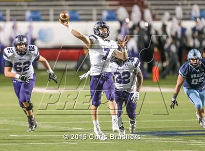 Thumbnail 2 in Fayetteville vs. Har-Ber (AAA 7A Final) photogallery.
