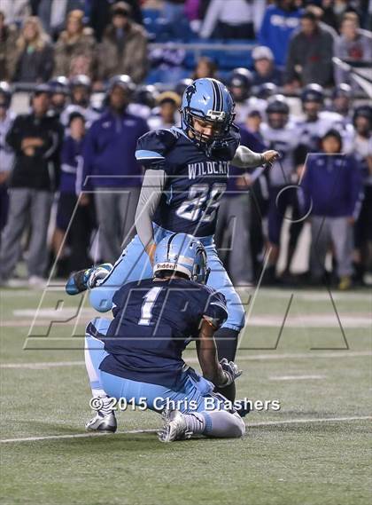 Thumbnail 3 in Fayetteville vs. Har-Ber (AAA 7A Final) photogallery.