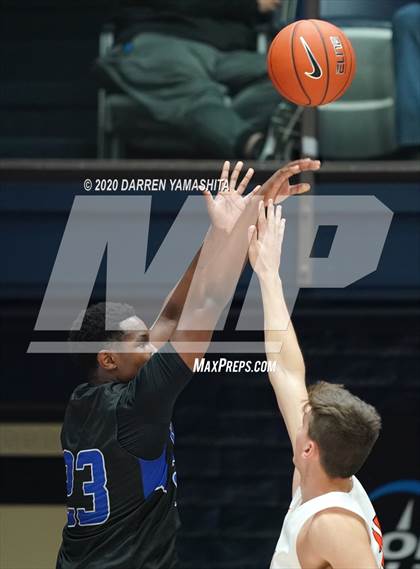 Thumbnail 2 in Capital Christian vs. Poly (MaxPreps MLK Classic) photogallery.