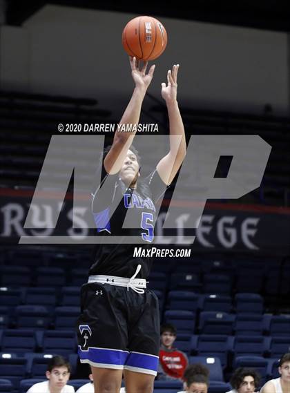 Thumbnail 2 in Capital Christian vs. Poly (MaxPreps MLK Classic) photogallery.