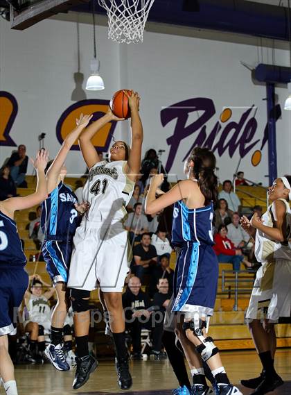 Thumbnail 2 in Knight vs. Saugus photogallery.