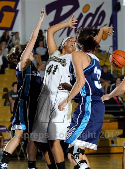 Thumbnail 3 in Knight vs. Saugus photogallery.