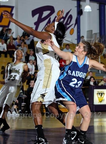 Thumbnail 2 in Knight vs. Saugus photogallery.