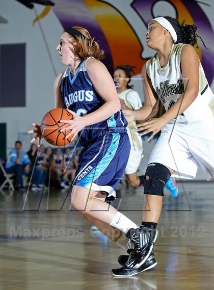 Thumbnail 1 in Knight vs. Saugus photogallery.