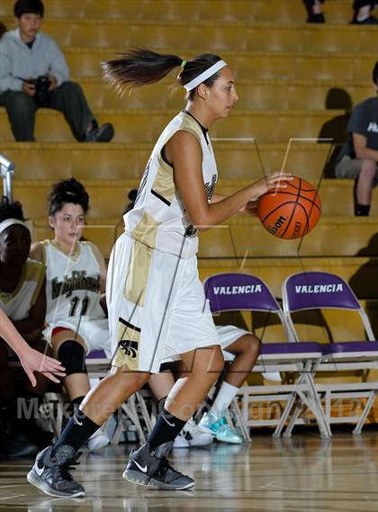 Thumbnail 1 in Knight vs. Saugus photogallery.