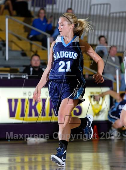 Thumbnail 3 in Knight vs. Saugus photogallery.