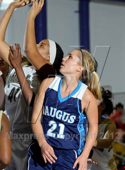 Thumbnail 2 in Knight vs. Saugus photogallery.