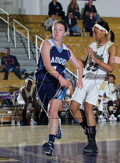 Thumbnail 3 in Knight vs. Saugus photogallery.