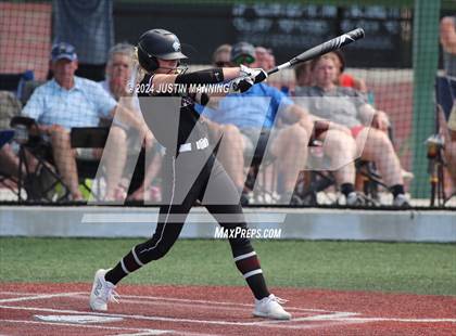 Thumbnail 2 in DeWitt vs. Lincoln (AAA 3A Semifinal) photogallery.