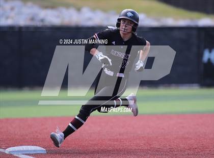 Thumbnail 1 in DeWitt vs. Lincoln (AAA 3A Semifinal) photogallery.
