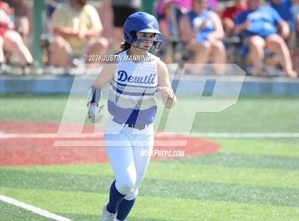 Thumbnail 2 in DeWitt vs. Lincoln (AAA 3A Semifinal) photogallery.