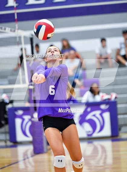 Thumbnail 2 in Pearland vs. Ridge Point photogallery.