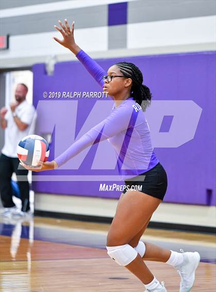 Thumbnail 1 in Pearland vs. Ridge Point photogallery.