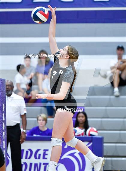 Thumbnail 1 in Pearland vs. Ridge Point photogallery.