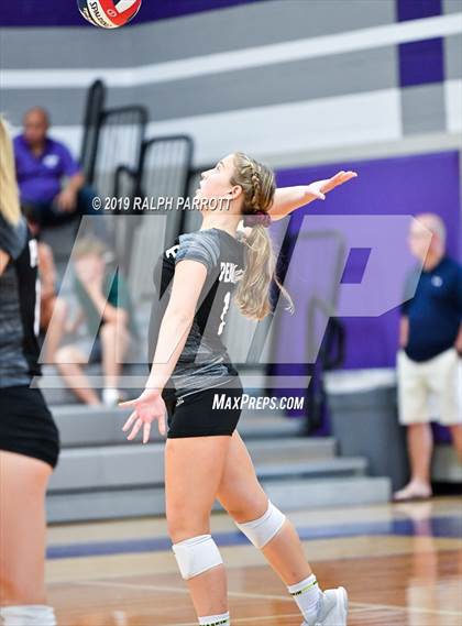 Thumbnail 1 in Pearland vs. Ridge Point photogallery.