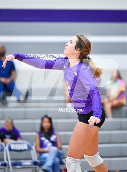 Thumbnail 2 in Pearland vs. Ridge Point photogallery.