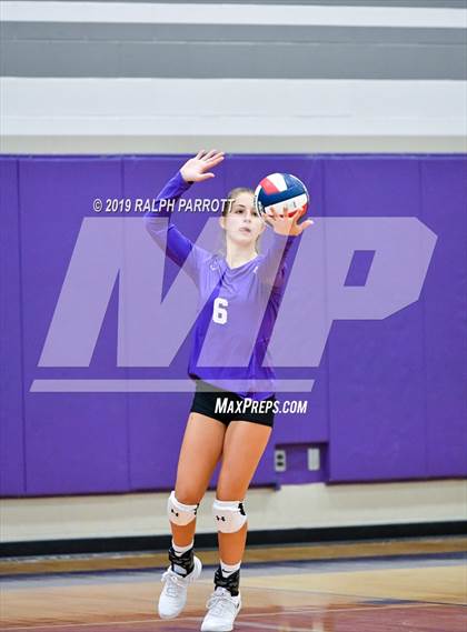 Thumbnail 3 in Pearland vs. Ridge Point photogallery.