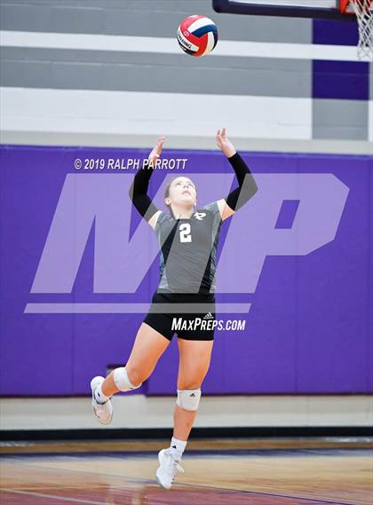 Thumbnail 1 in Pearland vs. Ridge Point photogallery.
