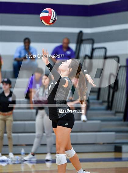 Thumbnail 3 in Pearland vs. Ridge Point photogallery.