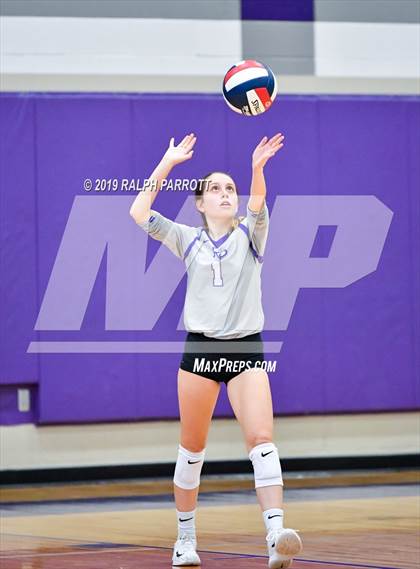 Thumbnail 3 in Pearland vs. Ridge Point photogallery.