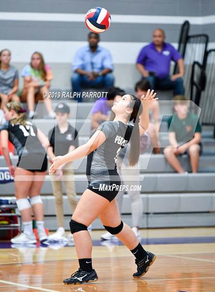 Thumbnail 1 in Pearland vs. Ridge Point photogallery.