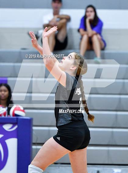 Thumbnail 2 in Pearland vs. Ridge Point photogallery.