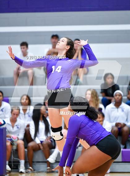 Thumbnail 2 in Pearland vs. Ridge Point photogallery.