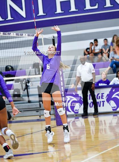 Thumbnail 1 in Pearland vs. Ridge Point photogallery.