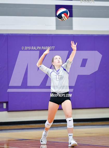 Thumbnail 2 in Pearland vs. Ridge Point photogallery.