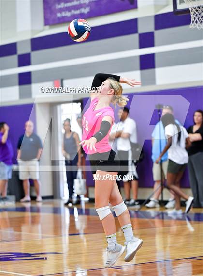 Thumbnail 1 in Pearland vs. Ridge Point photogallery.