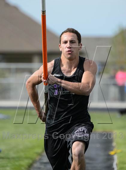 Thumbnail 2 in UHSAA Region 4 Championship photogallery.