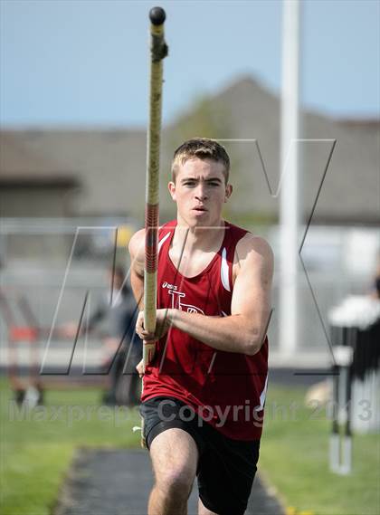 Thumbnail 3 in UHSAA Region 4 Championship photogallery.