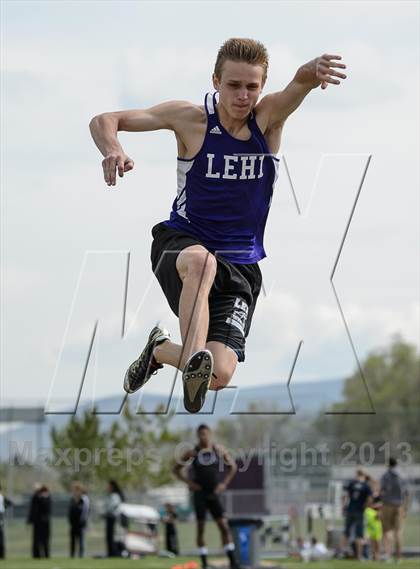 Thumbnail 1 in UHSAA Region 4 Championship photogallery.