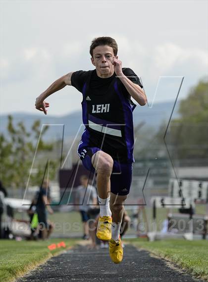 Thumbnail 2 in UHSAA Region 4 Championship photogallery.