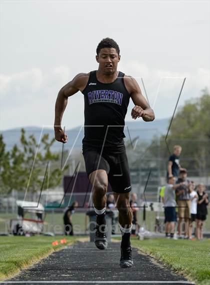Thumbnail 3 in UHSAA Region 4 Championship photogallery.