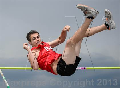 Thumbnail 3 in UHSAA Region 4 Championship photogallery.