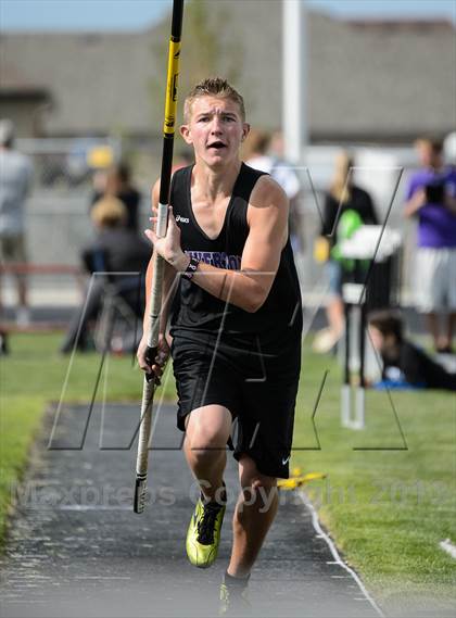 Thumbnail 3 in UHSAA Region 4 Championship photogallery.