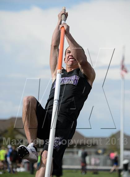 Thumbnail 3 in UHSAA Region 4 Championship photogallery.