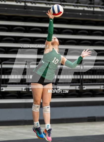 Thumbnail 1 in Timpview vs. Clearfield (UHSAA 5A Second Round) photogallery.