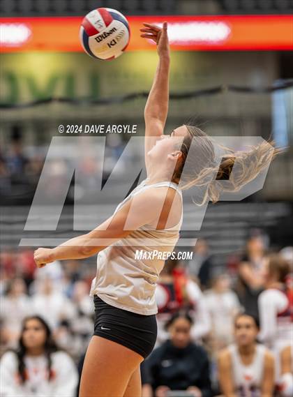 Thumbnail 1 in Timpview vs. Clearfield (UHSAA 5A Second Round) photogallery.