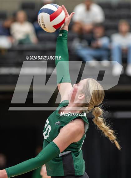 Thumbnail 3 in Timpview vs. Clearfield (UHSAA 5A Second Round) photogallery.