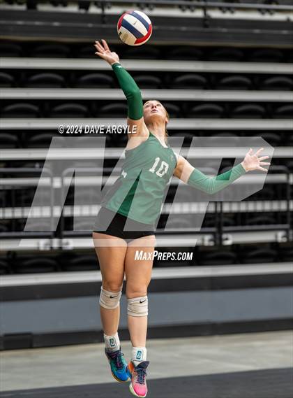 Thumbnail 2 in Timpview vs. Clearfield (UHSAA 5A Second Round) photogallery.
