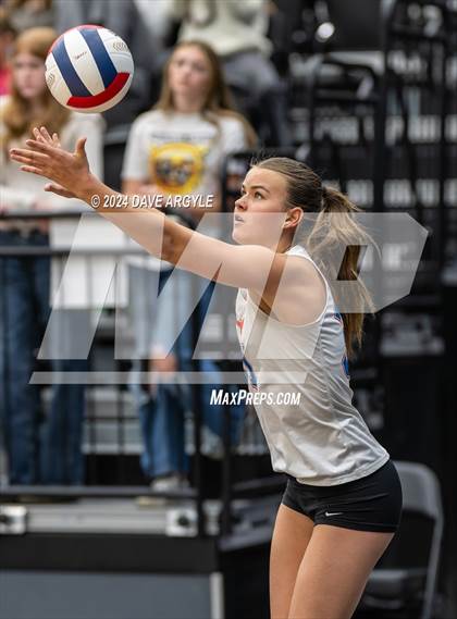 Thumbnail 3 in Timpview vs. Clearfield (UHSAA 5A Second Round) photogallery.