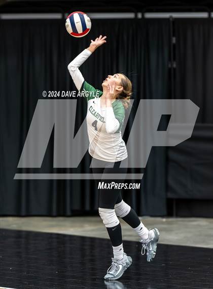 Thumbnail 3 in Timpview vs. Clearfield (UHSAA 5A Second Round) photogallery.